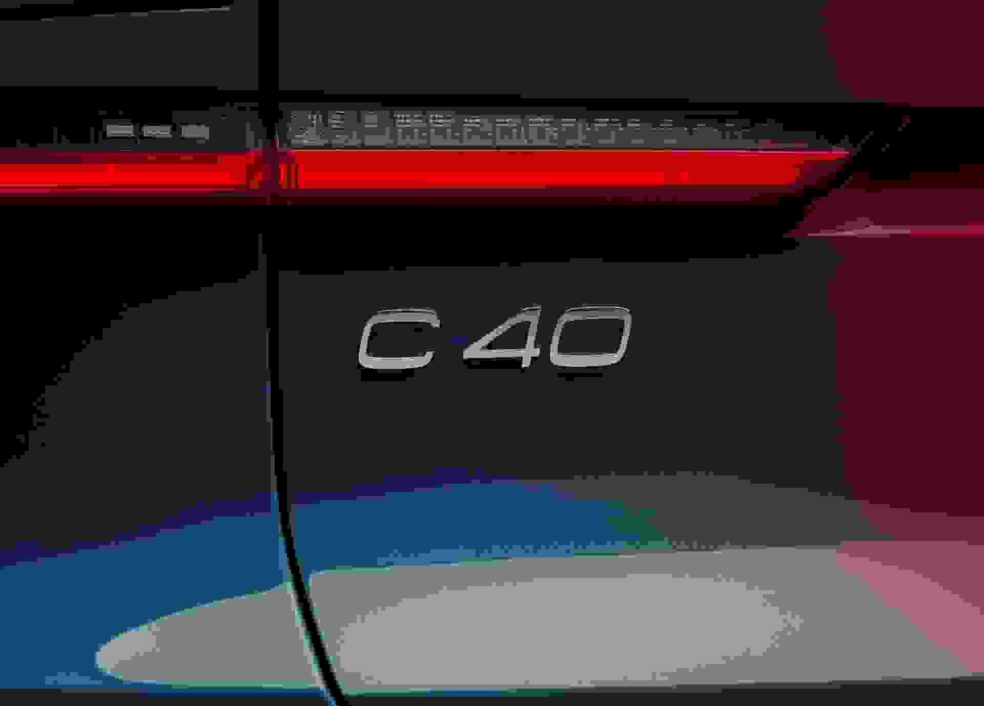 Volvo C40 Recharge Studio
