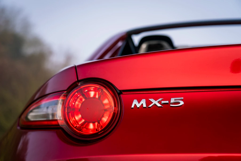 Mazda MX 5 Soul Red Detail 017
